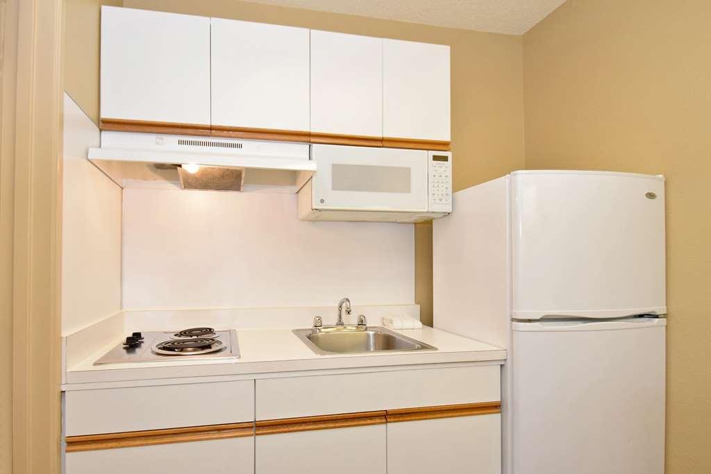 Extended Stay America Select Suites - Raleigh - Research Triangle Park - Hwy 55 Durham Cameră foto
